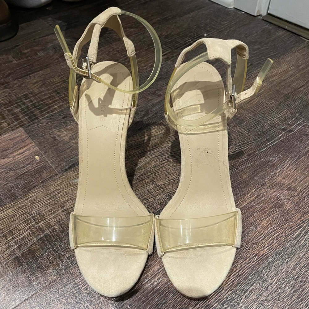 Kendal and Kylie 8.5 Nude Suede Heels